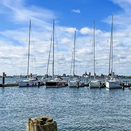 펜션 Strelasund By Interhome 알테파흐르